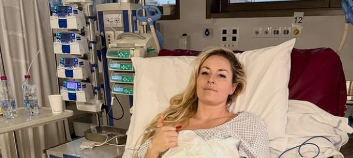 Lindsey Vonnová na Instagramu sdílela fotky z nemocnice v Trevisu