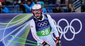 Hořký návrat po dvouleté pauze. Slovenská hvězda Vlhová týmovou kombinaci nedokončila Hořký návrat po dvouleté pauze. Slovenská hvězda Vlhová týmovou kombinaci nedokončila