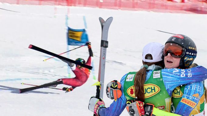 Shiffrinovou zastavila bílá tma. Těžký pád Scheibové a návrat Vlhové po 1008 dnech Shiffrinovou zastavila bílá tma. Těžký pád Scheibové a návrat Vlhové po 1008 dnech