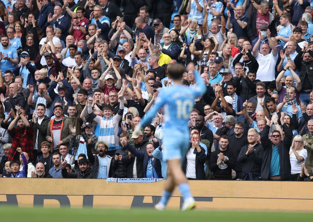 Manchester city se potýká s dvojitým problémem: ostudou i absencí jednoho z hráčů