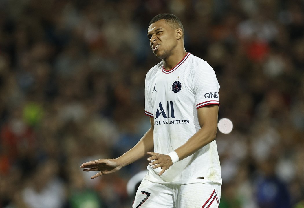 Hvězdný útočník PSG Kylian Mbappé