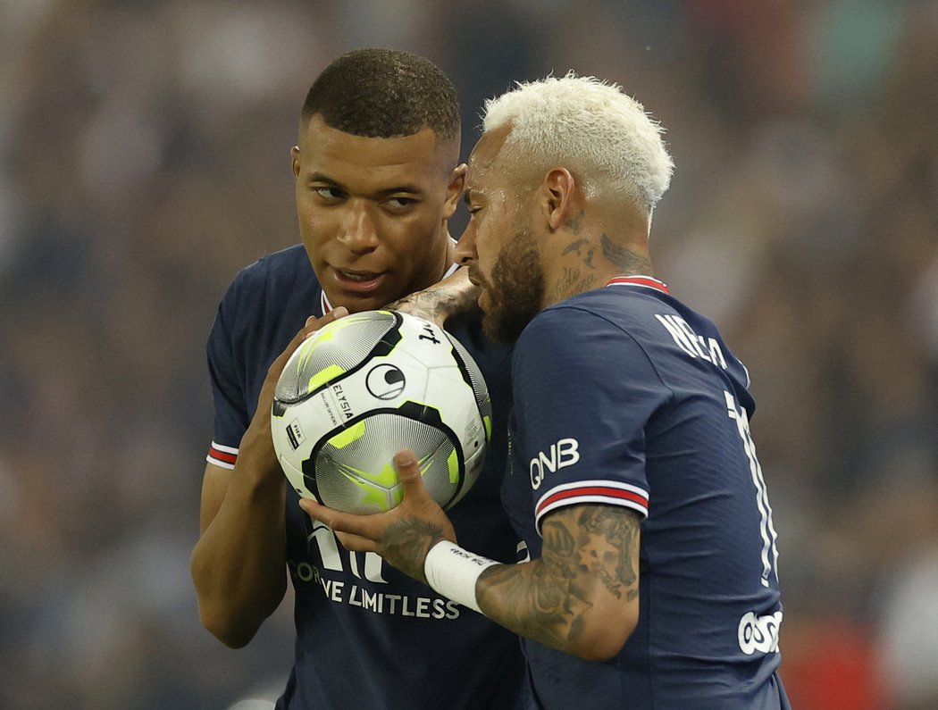 Hvězdné duo PSG Kylian Mbappé a Neymar