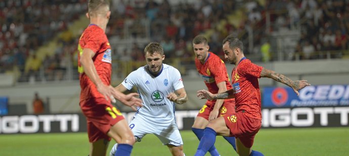 Fotbalisté Mladé Boleslavi v úvodním duelu 3. předkola Evropské ligy remizovali na hřišti rumunského celku FCSB 0:0.