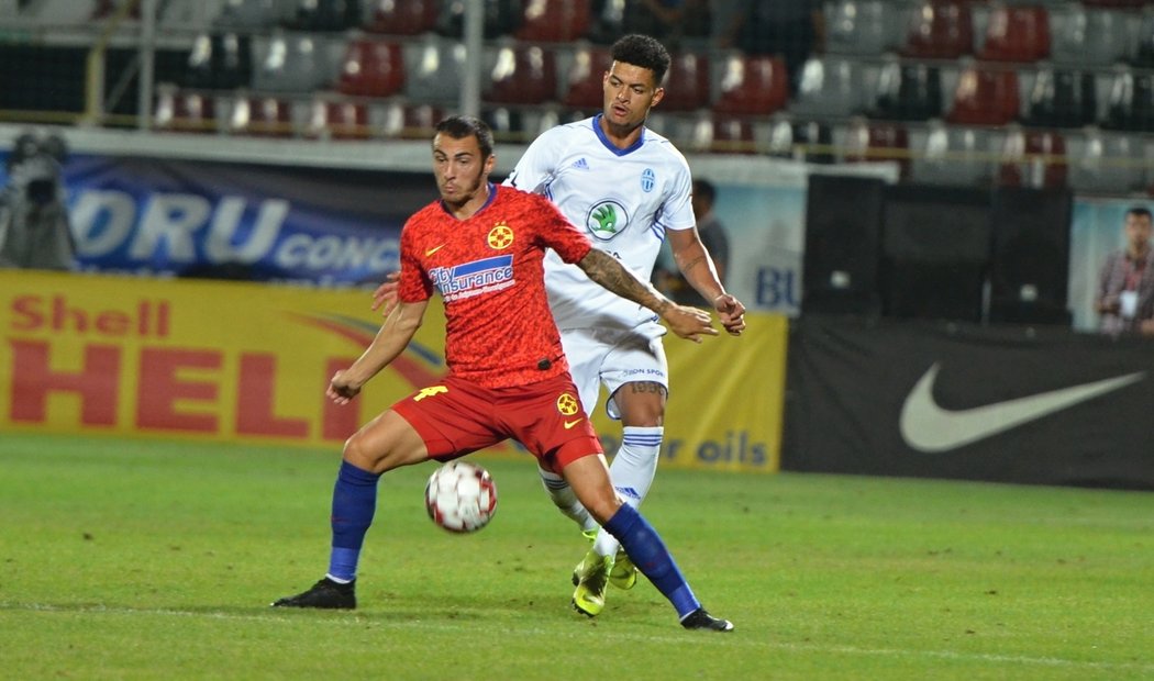 Fotbalisté Mladé Boleslavi v úvodním duelu 3. předkola Evropské ligy remizovali na hřišti rumunského celku FCSB 0:0.