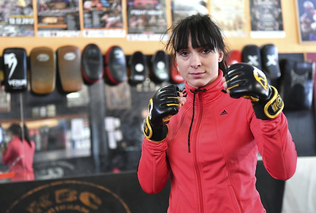 Lucie Pudilová je nejlepší českou MMA bojovnicí v bantamové váze