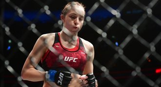 Pudilová v UFC padla! Sestra šampionky ji ukončila ve druhém kole