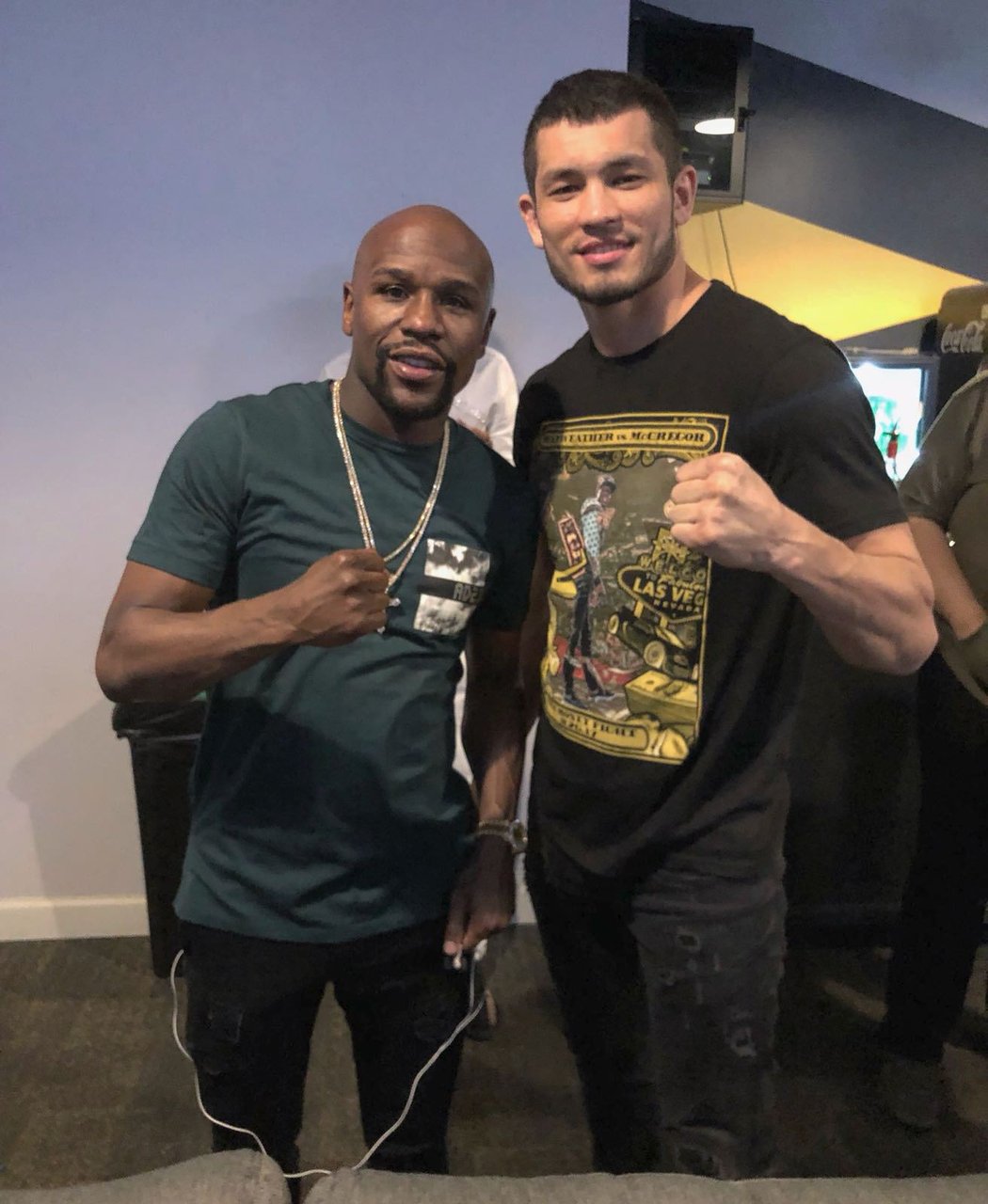 Floyd Mayweather a Machmud Muradov si užili zábavu v nočním klubu