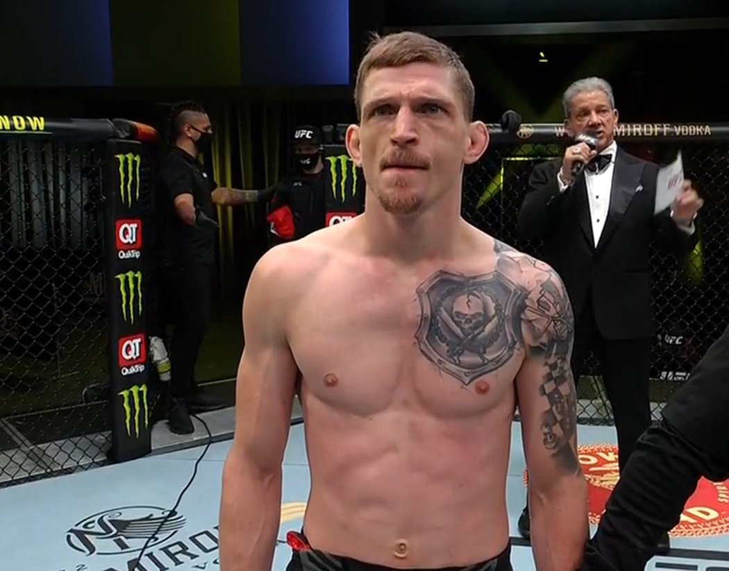 David Dvořák vyhrál i svůj třetí zápas v UFC