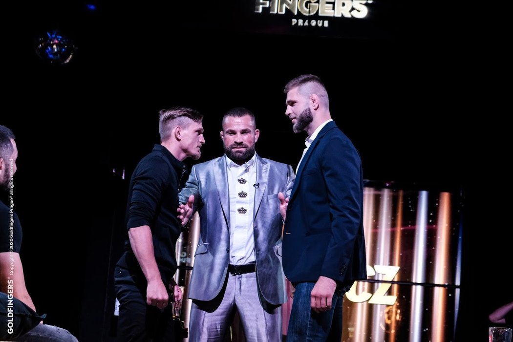 David Dvořák a Jiří Procházka si u Karlose dali staredown