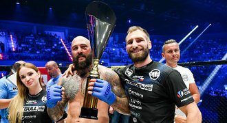 Snový debut, Martínek v KSW rozebral polský tank! Ovládl všechna kola