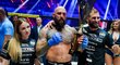 MMA bojovník Michal Martínek se raduje se svou manželkou a trenérem Andrém Reindersem z úvodní výhry v KSW