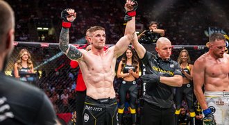 OKTAGON 81: Konec »Melouna« OKTAGON 81: Konec »Melouna«