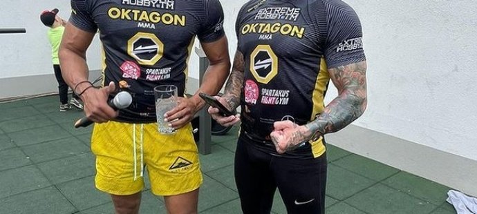 Nathan se v Survivoru spřátelil s MMA bojovníkem Gáborem Borárosem