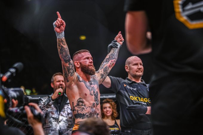 Senzační přestup z Oktagonu: Čepo míří do UFC! Debut v Srbsku, má hratelného soupeře Senzační přestup z Oktagonu: Čepo míří do UFC! Debut v Srbsku, má hratelného soupeře