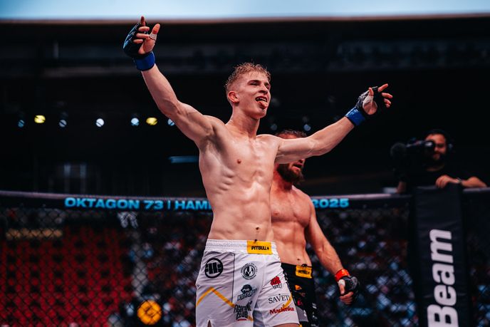 Český talent Jakub Batfalský poráží Karola Ryšavého na Oktagonu 72 Český talent Jakub Batfalský poráží Karola Ryšavého na Oktagonu 72