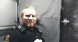 Vémolův soupeř Thomas Robersten zároveň pracuje jako policista