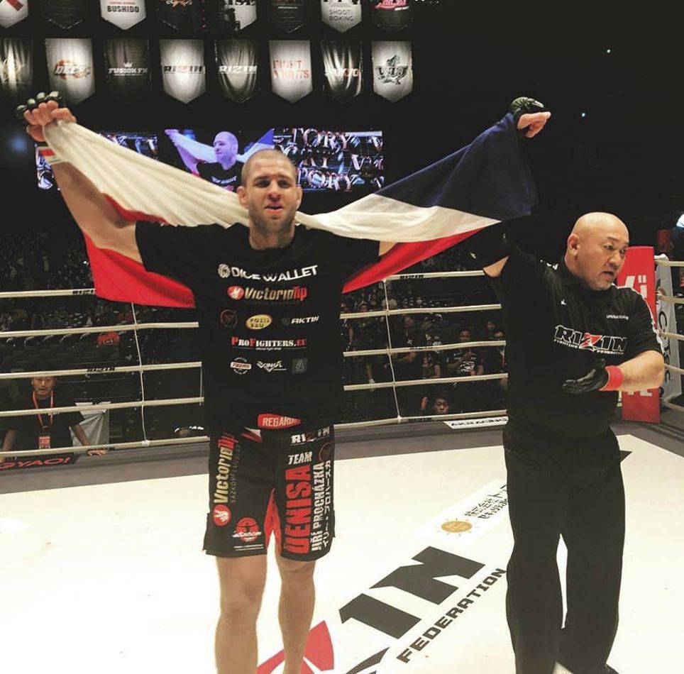 Jiří &#34;Denisa&#34; Procházka se stal šampionem japonské organizace Rizin