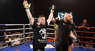 Galavečer MMA poprvé v Dobříši! Představí se Skalník i Hořejší