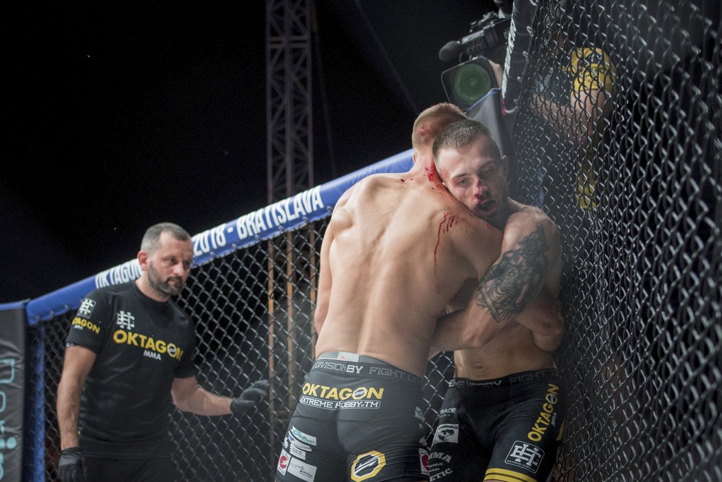 Akce Oktagon 7 na pražské Štvanici byla povedenou ukázkou toho, jakou show dokáže MMA nabídnout.