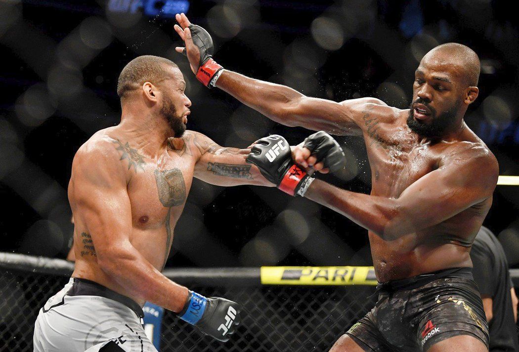 Jon Jones je považovaný za nejkomplexnějšího bojovníka UFC