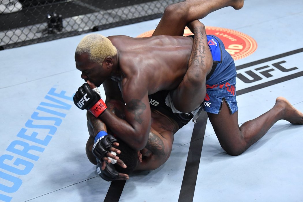 Derek Brunson si stěžuje na USADU kvůli zasekané aplikaci