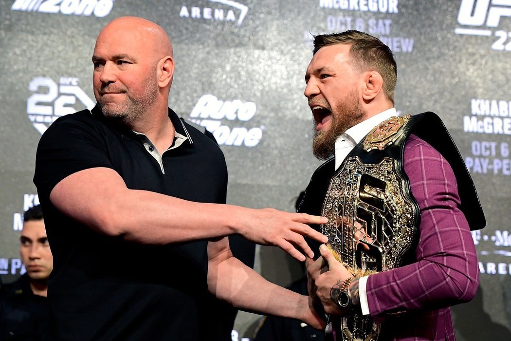 Šéf UFC Dana White a jedna z hlavních hvězd MMA, Conor McGregor