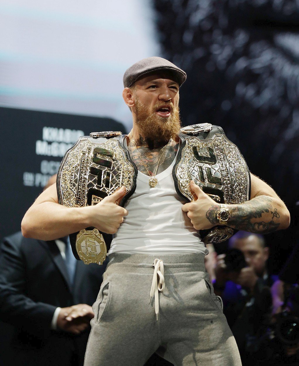 Conor McGregor na tiskové konferenci před duelem s Khabibem Nurmagomedovem