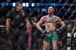 Irský bojovník MMA Conor McGregor v utkání s Natem Diazem