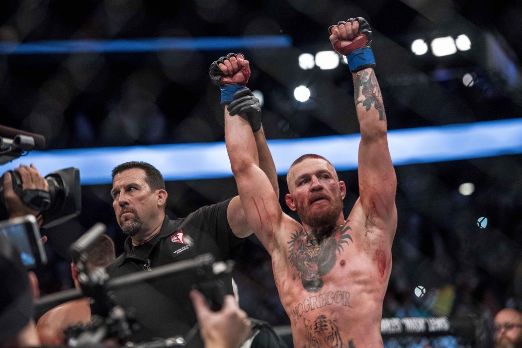 Conor McGregor vrátil svému rivalovi předchozí porátku