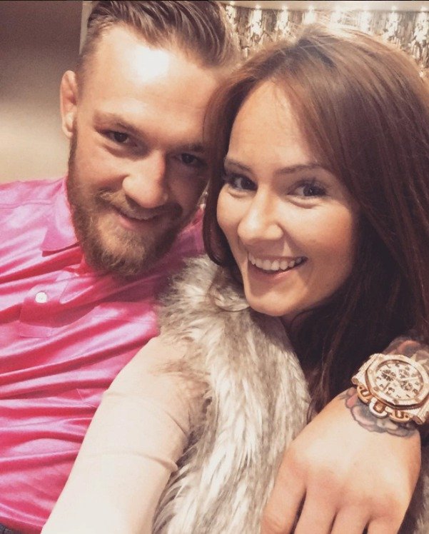 Conor McGregor a Dee Devlinová mají prvního potomka, syna Conora Jacka.