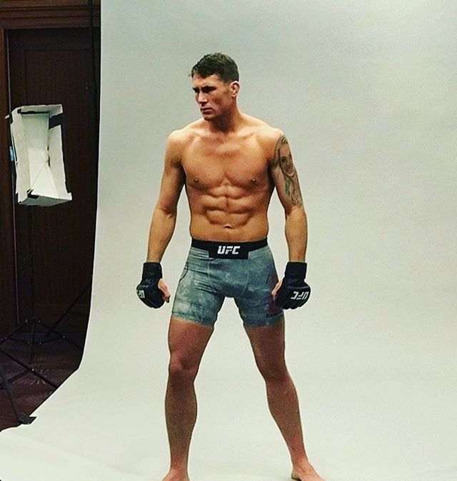 S brutálním hubnutím má zkušenosti i hvězda UFC Darren Till