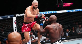 Procházka bez titulového zápasu? Pereira prý má jiného soupeře. Jen spekulace, reaguje kouč Procházka bez titulového zápasu? Pereira prý má jiného soupeře. Jen spekulace, reaguje kouč