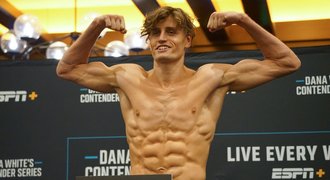 Peňáz po dalším KO vyhlíží boj o titul i UFC: Přítel Procházka jako motivace