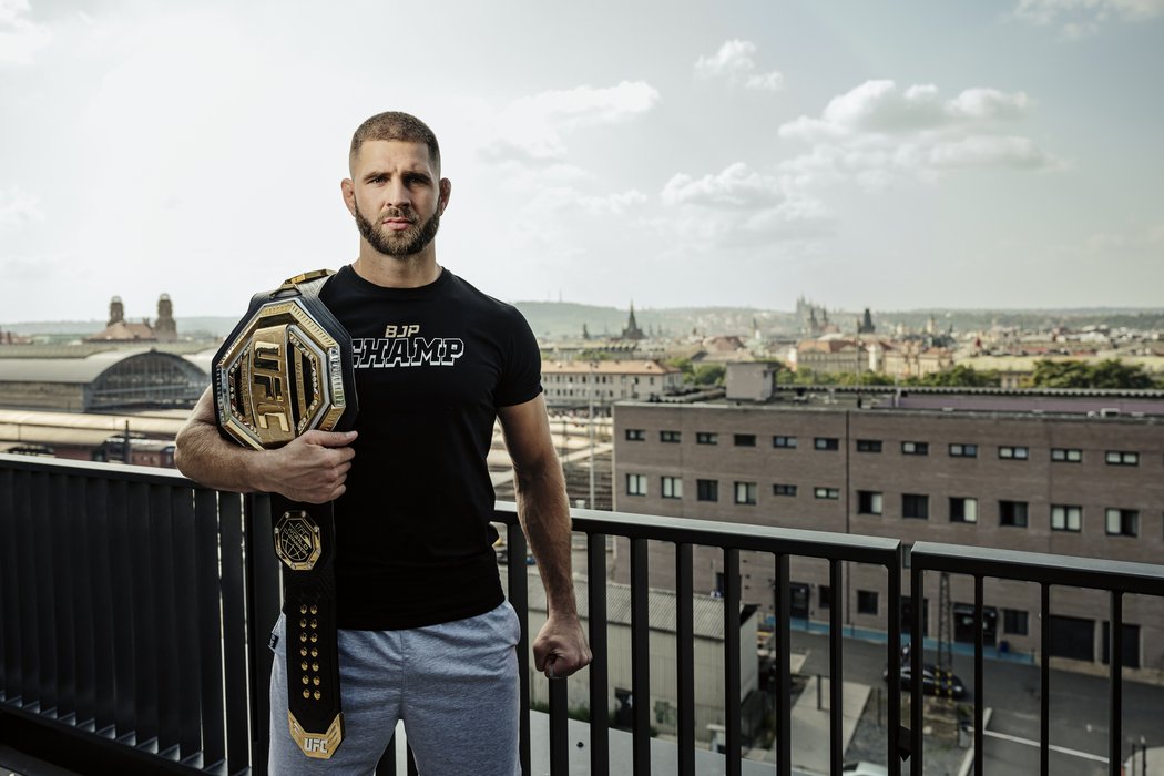 Český šampion UFC Jiří Procházka