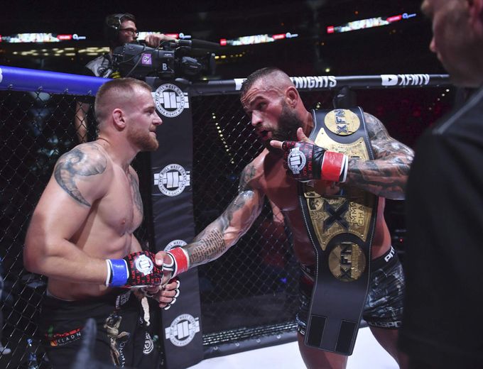 Zápas se třemi vítězi: Vémola je král, Kincl má charakter. A MMA stoupá dál Zápas se třemi vítězi: Vémola je král, Kincl má charakter. A MMA stoupá dál
