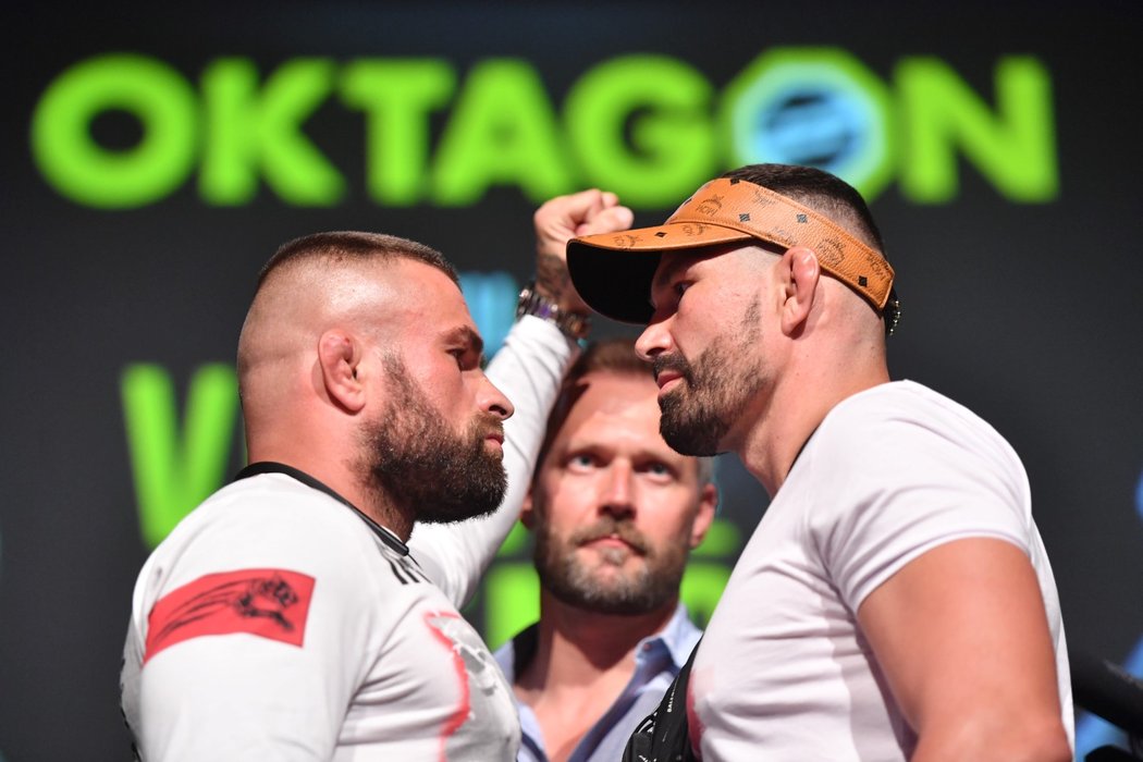 Souboj hvězd českého a slovenského MMA - Karlos Vémola a Attila Végh