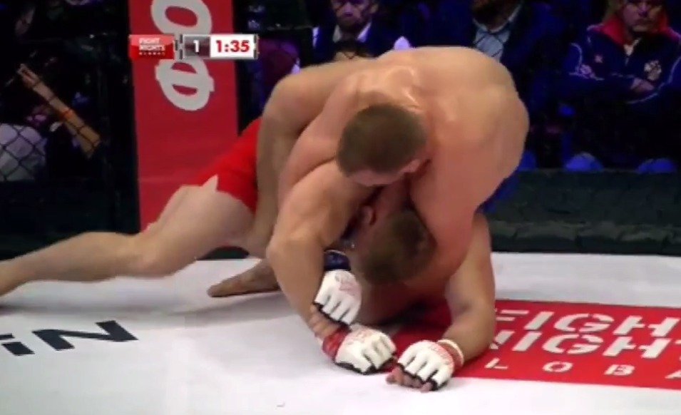 Český MMA bojovník Viktor Pešta porazil Alexeje Kudina