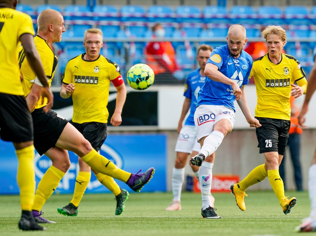 Proti Molde v předkole Ligy mistrů schytali fotbalisté KuPS Kuopio pět branek, Slovan Bratislava ale dokázali vyřadit.