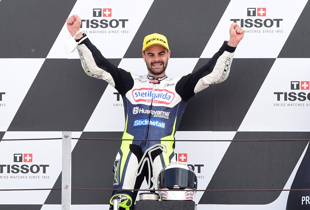 Romano Fenati dva roky po skandálu s brzdou vyhrál Moto3