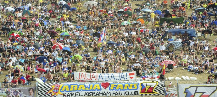 Během tří dnů navštívilo brněnskou Grand Prix rekordních téměř 250 tisíc fanoušků