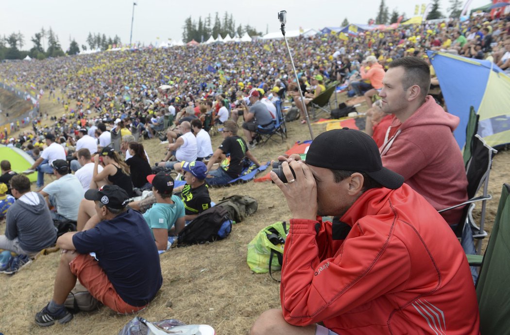 Milovníci motorek na brněnské Grand Prix