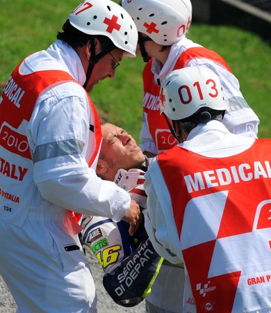 Valentino Rossi skončil po tréninku v nemocnici
