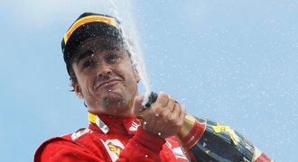 V Německu vyhrál Alonso, domácí Vettel přišel o druhé místo