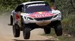 Sebastien Loeb se svým Peugeotem na slavné Rally Dakar