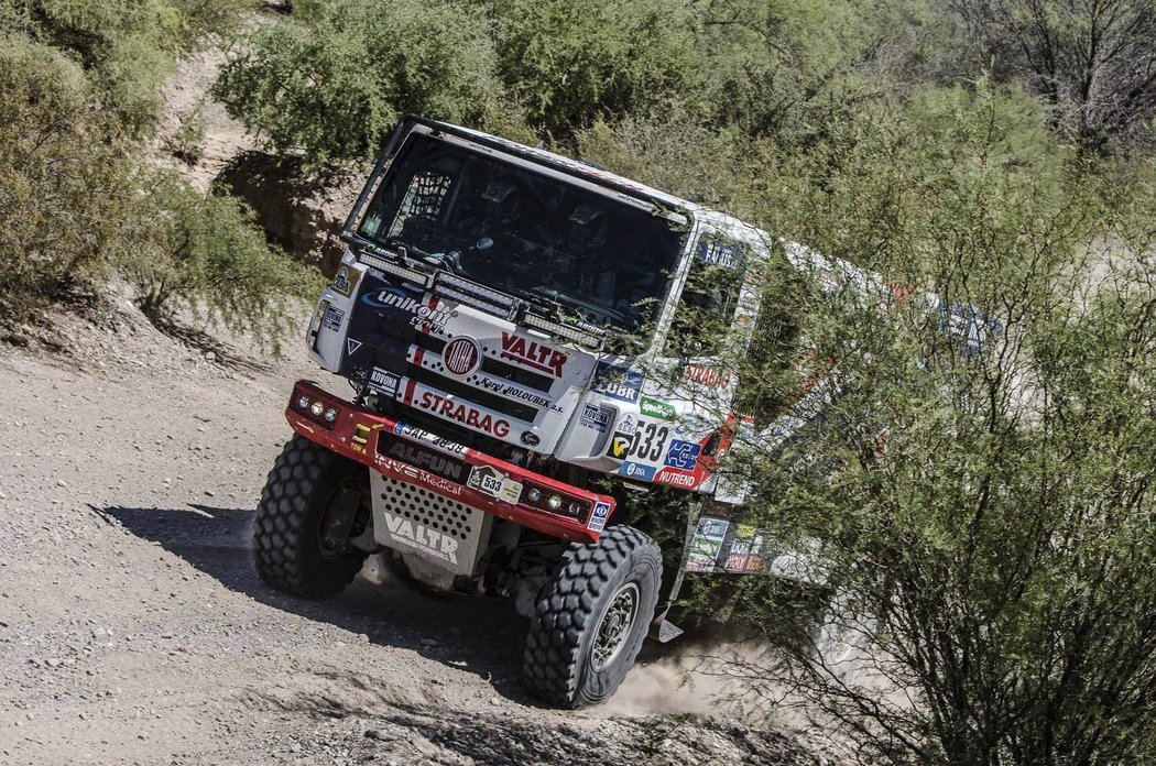 Jaroslav Valtr s tatrou dojel v předposlední 12. etapě Rallye Dakar čtvrtý mezi kamiony