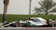 Lewis Hamilton si v Abú Zabí zajistil 83. pole position v kariéře, v neděli bude útočit na 11. vítězství v letošní sezoně formule 1