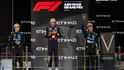 Byť na prvním místě v Abú Zabí stojí Max Verstappen, skutečným vítězem je třetí Lando Norris