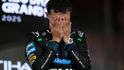 Lando Norris se těžko brání slzám po životním úspěchu