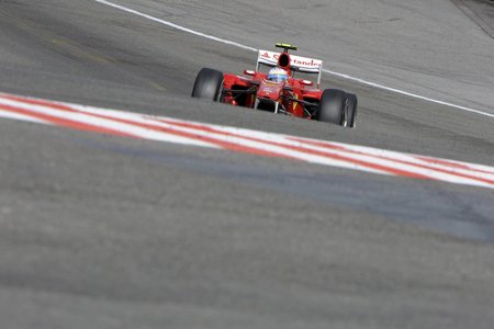 Fernando Alonso na trati belgické GP