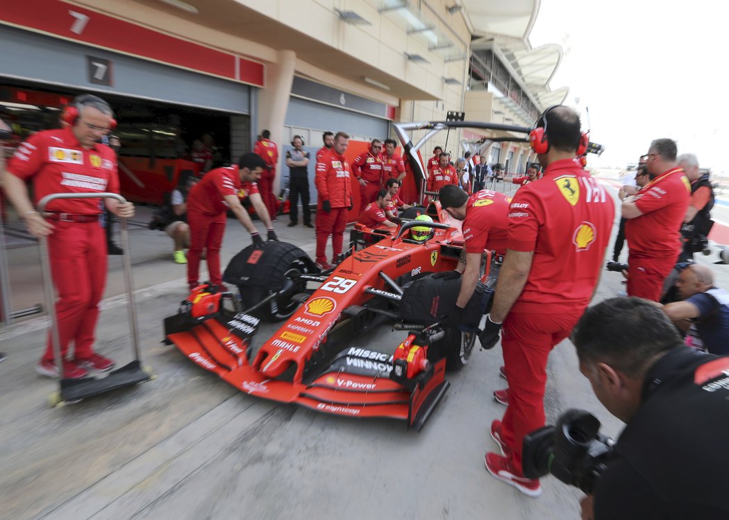 Mick Schumacher během testů v Bahrajnu